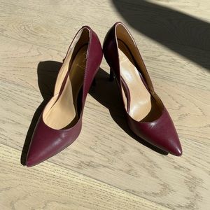 Banana Republic Pumps size 6